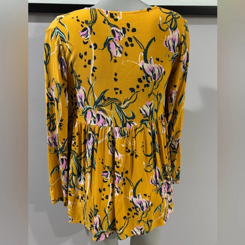 FREE PEOPLE Bella Floral Print Tunic XS Yellow Boho Babydoll Long Sleeve Top